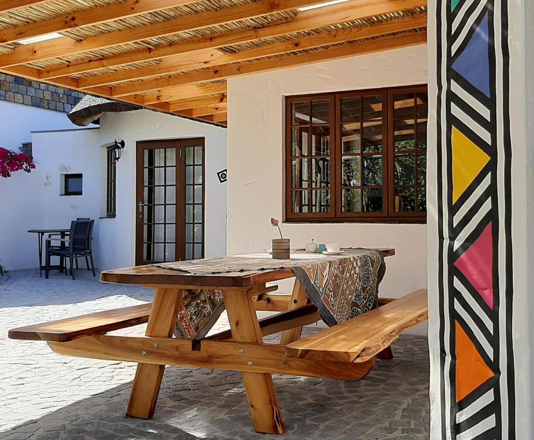 Badger'S Lodge Книсна Екстериор снимка